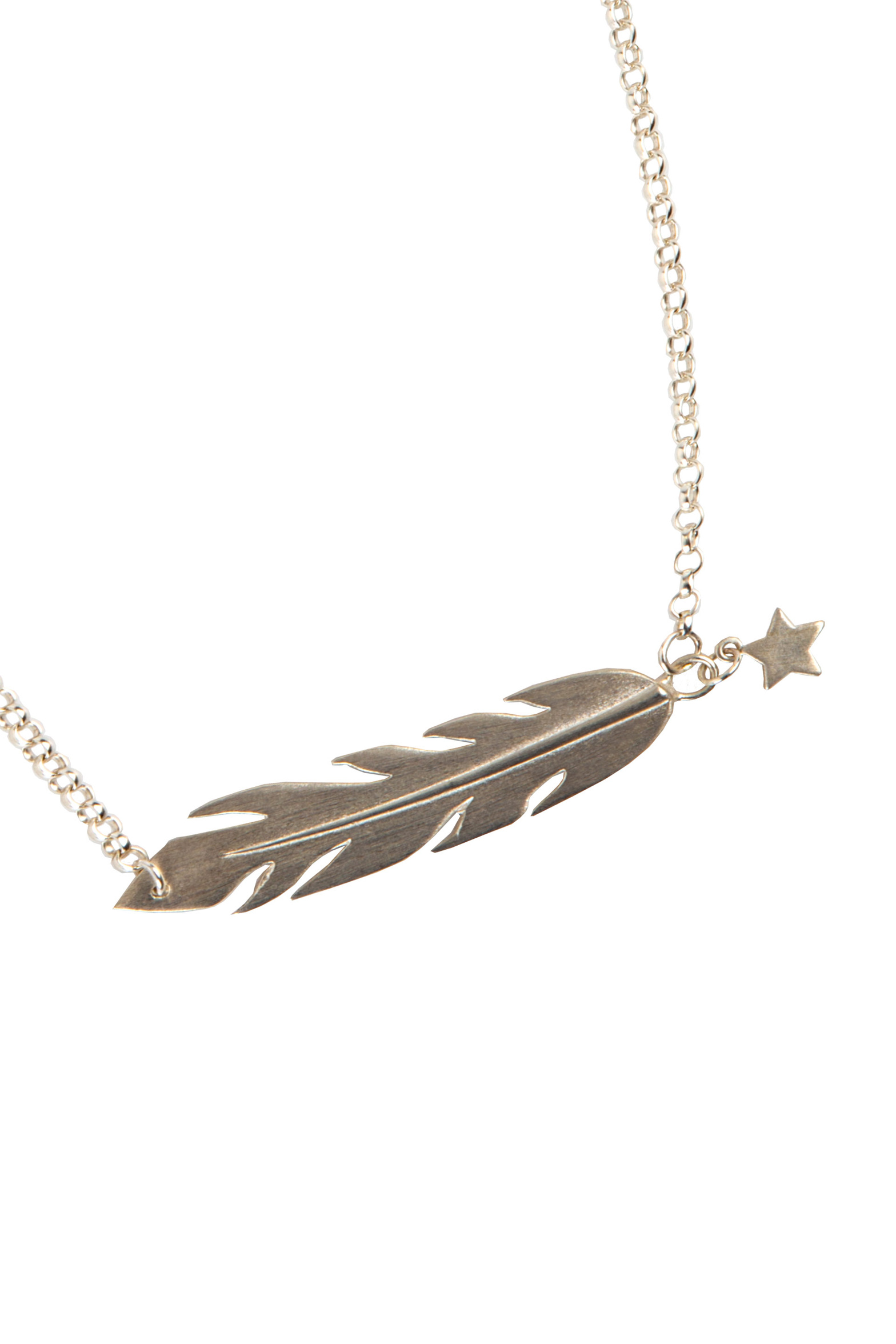 cb298_feather_necklace_silver_white_background.jpg